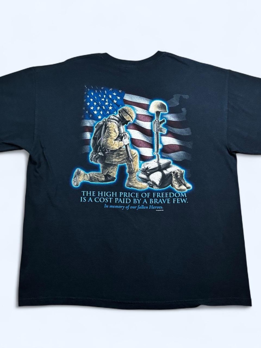2009 Fallen Heroes Military Memorial Graphic T-Shirt Gildan XL Soldier Freedom